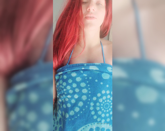 Daphne63 aka daphne63 OnlyFans - You are my pool guymy husband is awayand I want to flirt with you by getting undressed Want