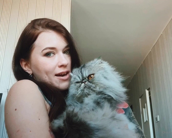 Misha Cross aka xmishacrossx OnlyFans - Hope youre staying sane I wanna start doing live shows on here We can just hang out, you can watch