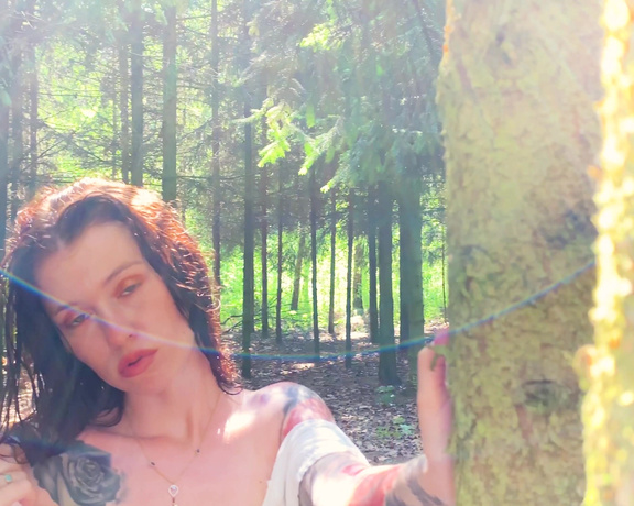 Misha Cross aka xmishacrossx OnlyFans - Forest elf JOI coming tonight