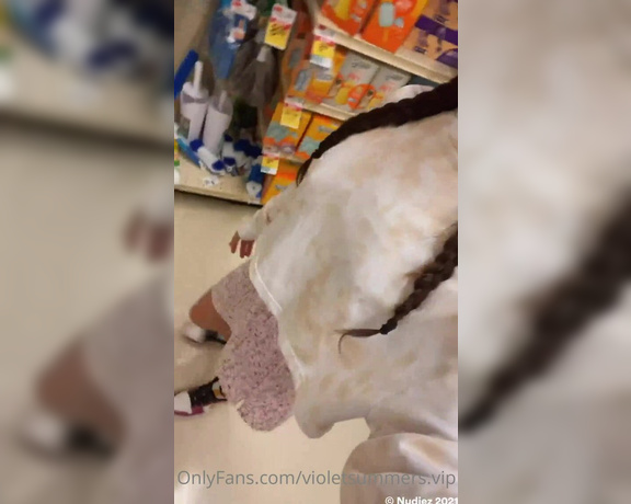 Violet Brandani aka violetbrandanivip OnlyFans - SQUIRTING IN THE GROCERY STORE!! ID#194 After a long day of traveling, I finally got my pussy WET
