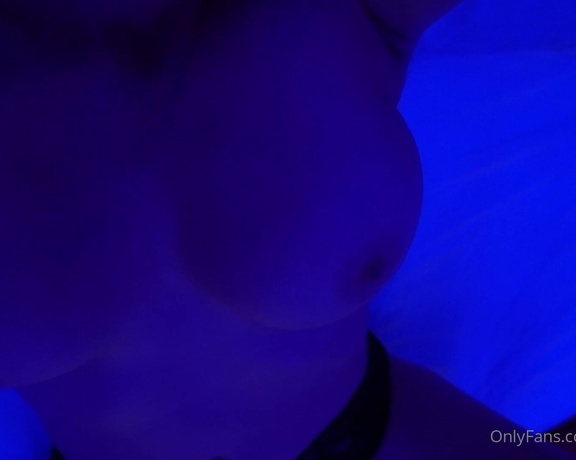 Breast Mom aka breastmom OnlyFans - This is one of this great oldies I did  its erotic and I love the strip club style lighting What