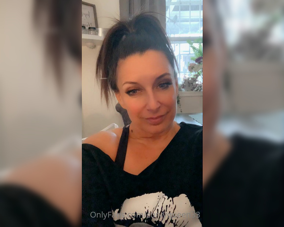 Curvy Queen aka curvyqueen33 OnlyFans Video 757