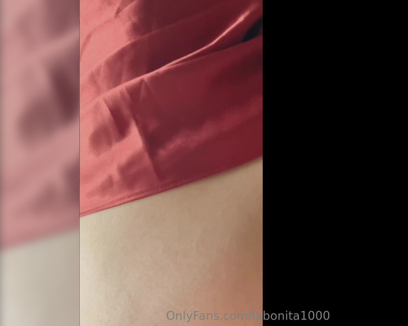 LaBonita1000 aka labonita1000 OnlyFans - Preview del video Nuevo se llama Te saco la leche papi Pidemelo y dale like