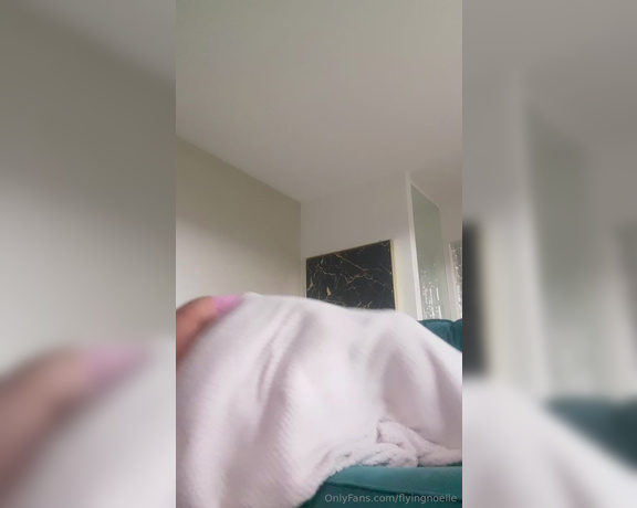 Flyingnoelle aka flyingnoelle OnlyFans - I hope you like your present babe, why dont you unbox