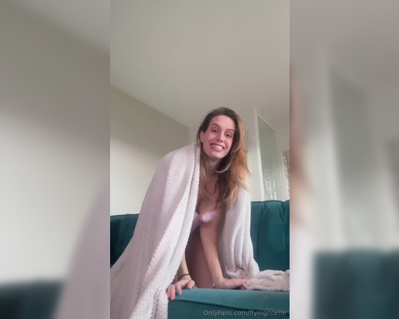 Flyingnoelle aka flyingnoelle OnlyFans - I hope you like your present babe, why dont you unbox