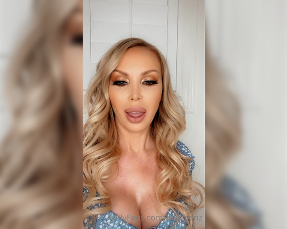 Nikkibenz - Make sure to book your JUNE PACKAGE today!  Scroll to th YE (03.06.2022)