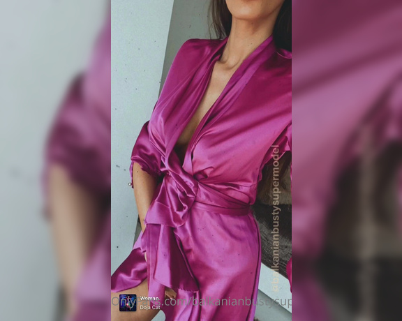 Balkanianbustysupermodel - OnlyFans Video f (02.09.2021)