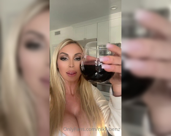 Nikkibenz - Enjoy!! f (29.12.2022)