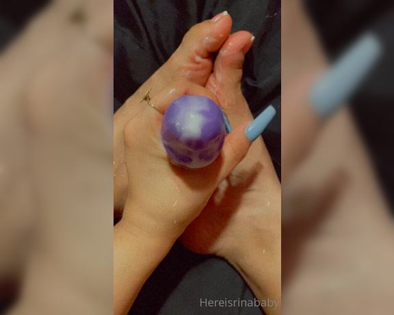 Hereisrinababy aka hereisrinababy OnlyFans - Pretty toes belong on big dicks 11