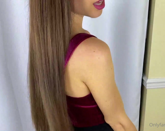 Lelu Love aka lelulove OnlyFans - Long Hair Brushing Ponytail JOI In this custom video, I have on full makeup and a sexy shirt