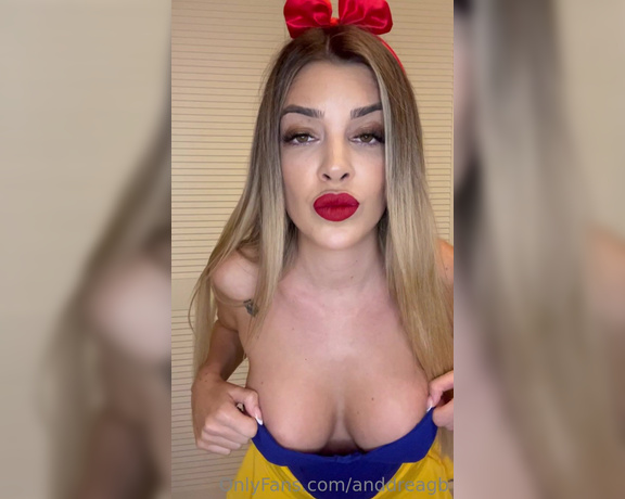 Andrea Gasca aka anddreagb OnlyFans - Cuantos likes para que me lo quite