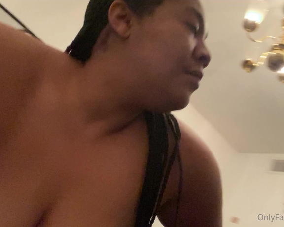 ThickyLU aka thickylu OnlyFans - 3