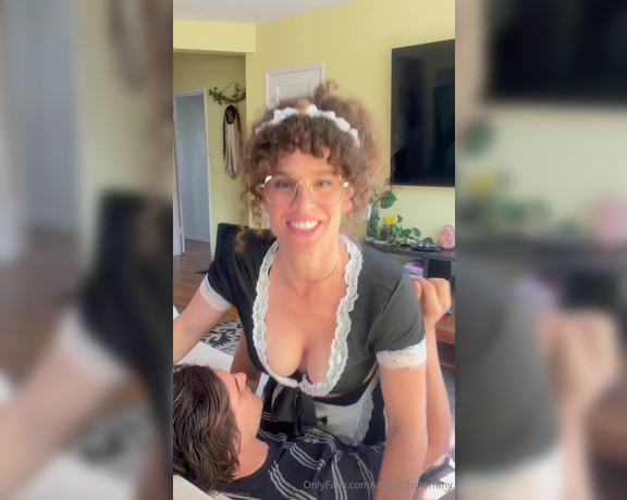 VibeWithMommy aka vibewithmommy OnlyFans - Playing a secret game with the maid! This is every mans fantasy and mine to be completely honest!