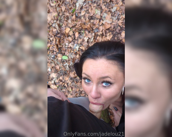 Jadelou21 aka jadelou21 OnlyFans - Went for a walk and stopped for a quick suck
