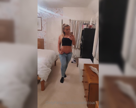 LouiseFitcoach aka louisefitcoach OnlyFans - Logistical issues  sound on! Great tune btw )