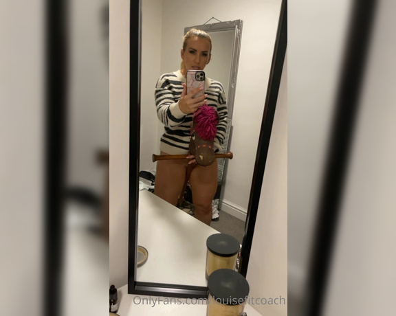 LouiseFitcoach aka louisefitcoach OnlyFans - I wanna ride on your… horse!  Dyou like my horsey I like to ride commando haha Hope you