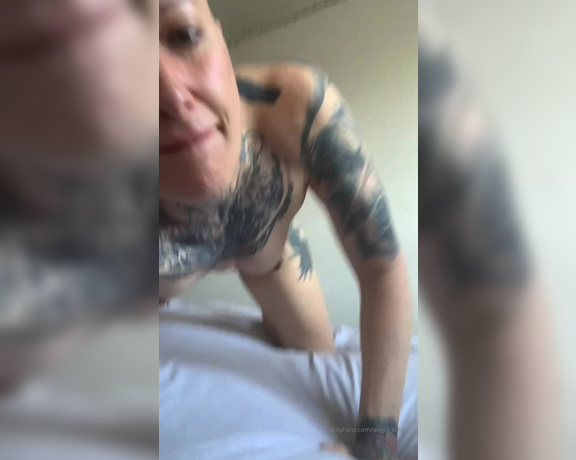 Angel_long - Morning finger fuck video  I was so horny this morning jC (09.12.2019)