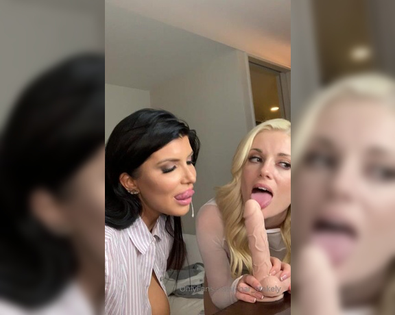 Char_stokely - Sharing a cock with my pretty lady! k (25.09.2019)