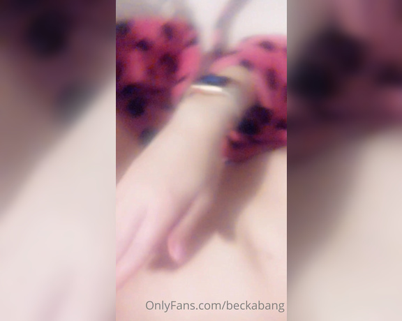 Beckabang - Good morning cum join me in bed drop some likes send hot vid out .k 2 (31.05.2020)