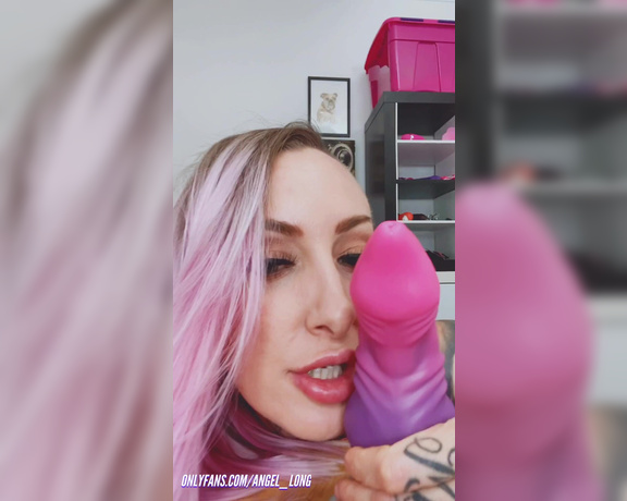 Angel_long - Just fucking my self on this stool with the toy stuck to it Or (11.09.2020)