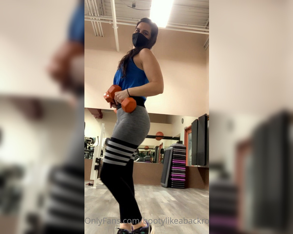 Gianna J aka giannajofficial OnlyFans - Just being a silly ass at the gym for