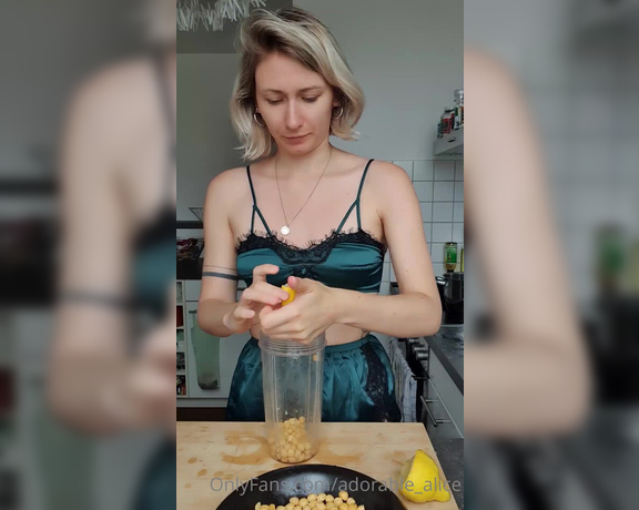 Adorable_alice aka adorable_alice OnlyFans - I made you some hummus!