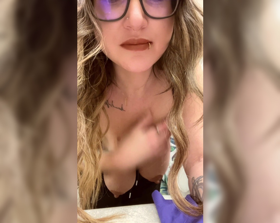 Coyodee aka coyodee OnlyFans - Just playing around with my boobies Wanna join