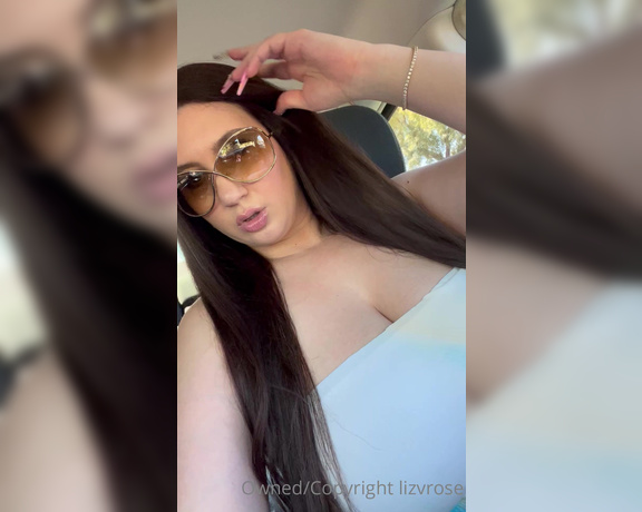 lizvrose aka lizvrose OnlyFans - I love a fresh blow out