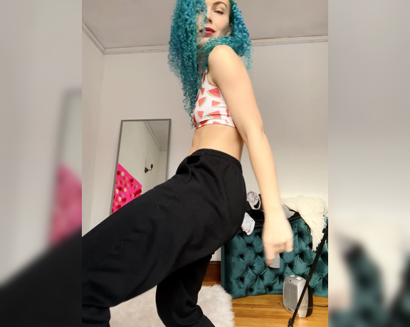 Savthebootyqueen aka savthebootyqueen OnlyFans - It’s a vibe