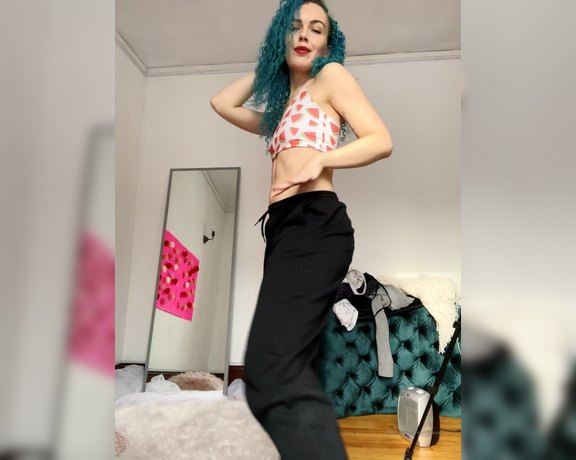 Savthebootyqueen aka savthebootyqueen OnlyFans - It’s a vibe