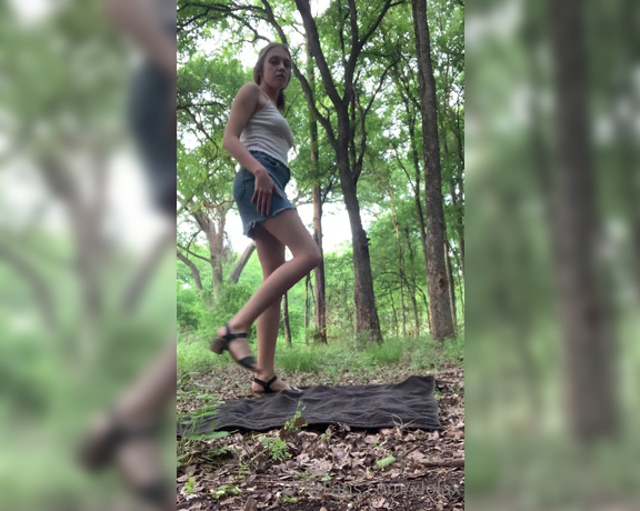 Xlolax aka xlolax OnlyFans - Got horny out in the forest I wish I had someone to fuck me out here