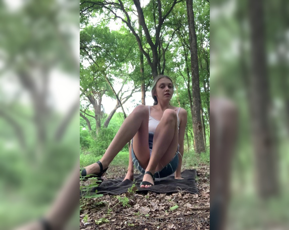 Xlolax aka xlolax OnlyFans - Got horny out in the forest I wish I had someone to fuck me out here