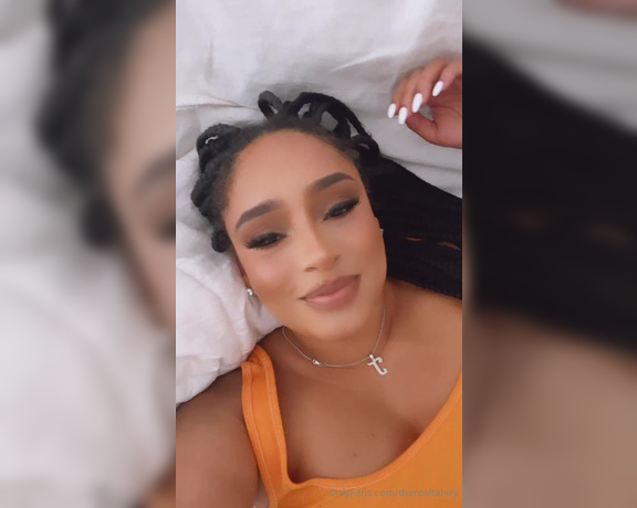 TheRealTahiry aka therealtahiry OnlyFans - I want to be naughty for you!