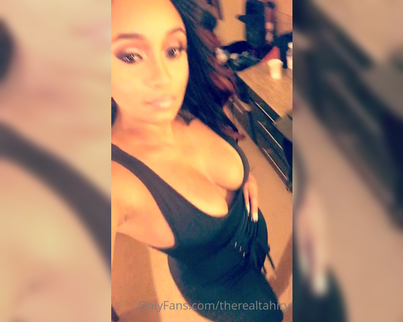 TheRealTahiry aka therealtahiry OnlyFans - Ready to unwrap your Christmas gift tomorrow babe!
