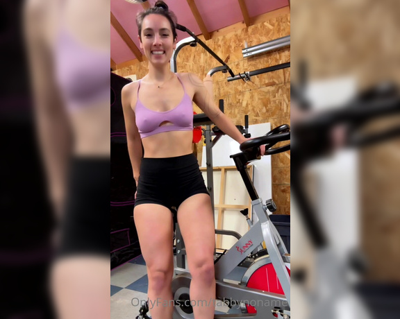TabbyNoName aka tabbynoname OnlyFans - Does working out make anyone else super horny  I feel like theres something about riding