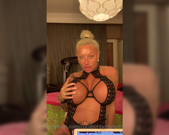 Coco Bimbodoll Amsterdam aka cocobimbodollamsterdam OnlyFans - Du You I like my favorite lingerie let’s have some romantic quality time with