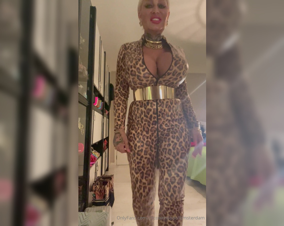 Coco Bimbodoll Amsterdam aka cocobimbodollamsterdam OnlyFans - New custom video bimbo horny domina a taste free hier and another 15 min to purchase