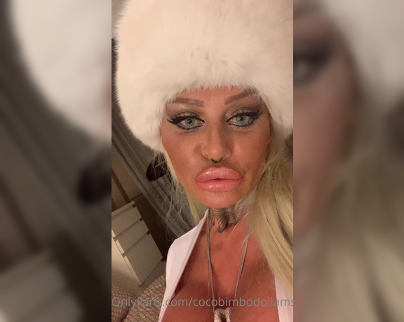 Coco Bimbodoll Amsterdam aka cocobimbodollamsterdam OnlyFans - Just arrived my first Christmas present from Holland I love this real fur hat