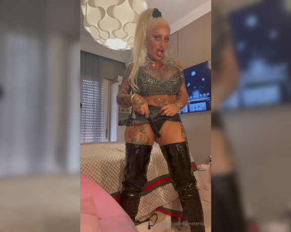 Coco Bimbodoll Amsterdam aka cocobimbodollamsterdam OnlyFans - New custom video devote horny bimbo  Take a taste boys more inbox tonight 10