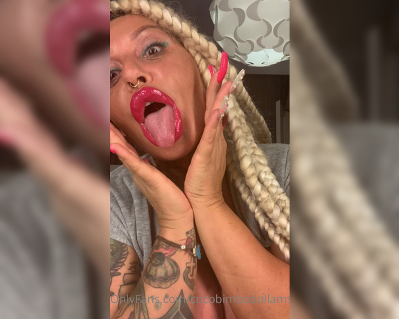 Coco Bimbodoll Amsterdam aka cocobimbodollamsterdam OnlyFans - After request boobs nails lips