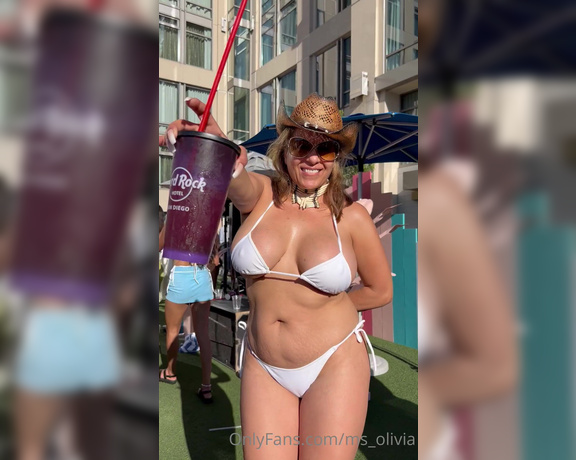 Ms_Olivia aka ms_olivia OnlyFans - Where are the damn topless pool parties!!