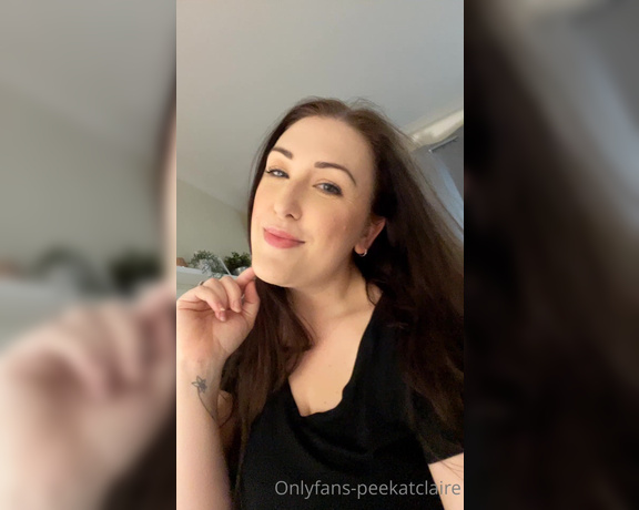 PeekatClaire aka peekatclaire OnlyFans - Wanna come over