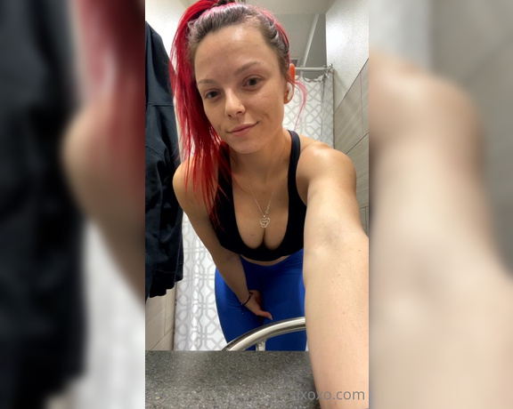 SJXoXo aka sjxoxo OnlyFans - Always have a little too much fun in the locker room