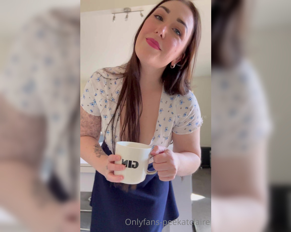 PeekatClaire aka peekatclaire OnlyFans - Do you like cake with your coffee