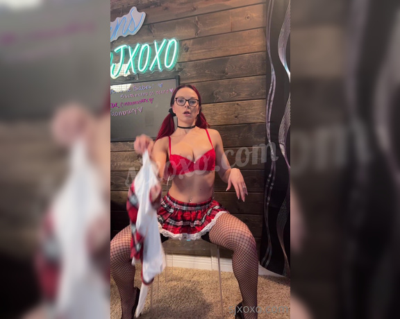 SJXoXo aka sjxoxo OnlyFans - Spoiling you all once a month with a HOT wall video! if you’ve been