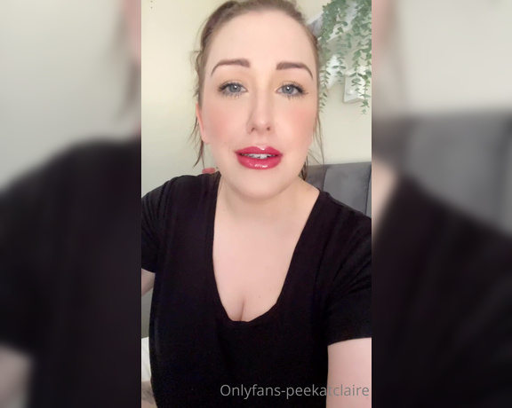 PeekatClaire aka peekatclaire OnlyFans - Ramblings with puffy lips