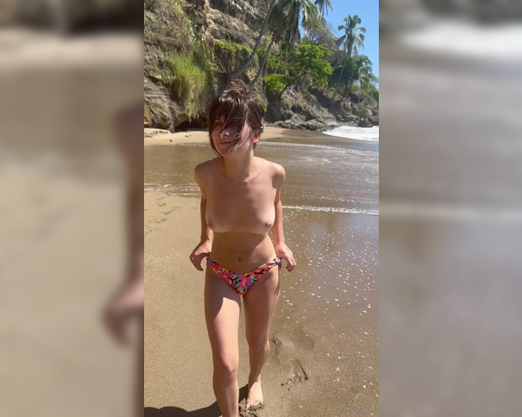 Fairy Julia aka fairyjulia OnlyFans - A lot of nakedness going on in Costa Rica