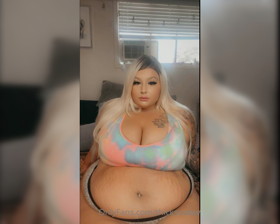 Thicksnoww aka thicksnoww OnlyFans Video 1460