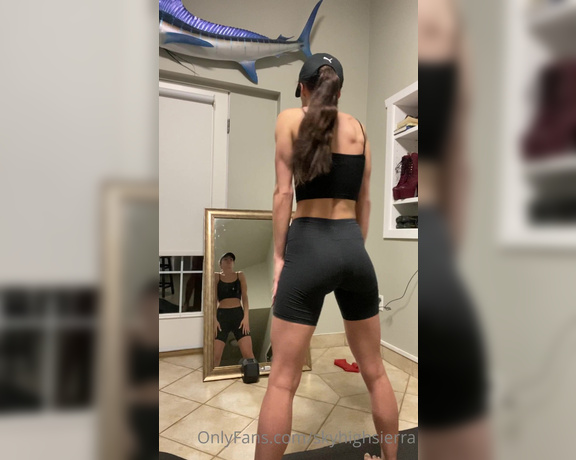 SkyHighSierra aka skyhighsierra OnlyFans - Spying on me while stretching this went out in the dms a few months back