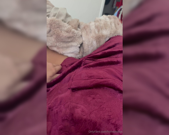 Honey Its Lisa aka honeyitslisa OnlyFans - A prize under the robe )